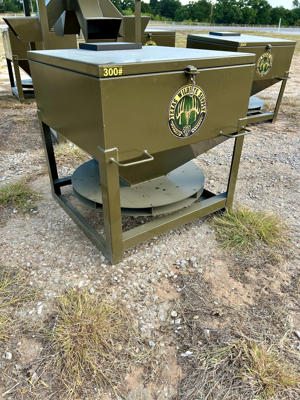 300# Lucky Buck Deer Feeder