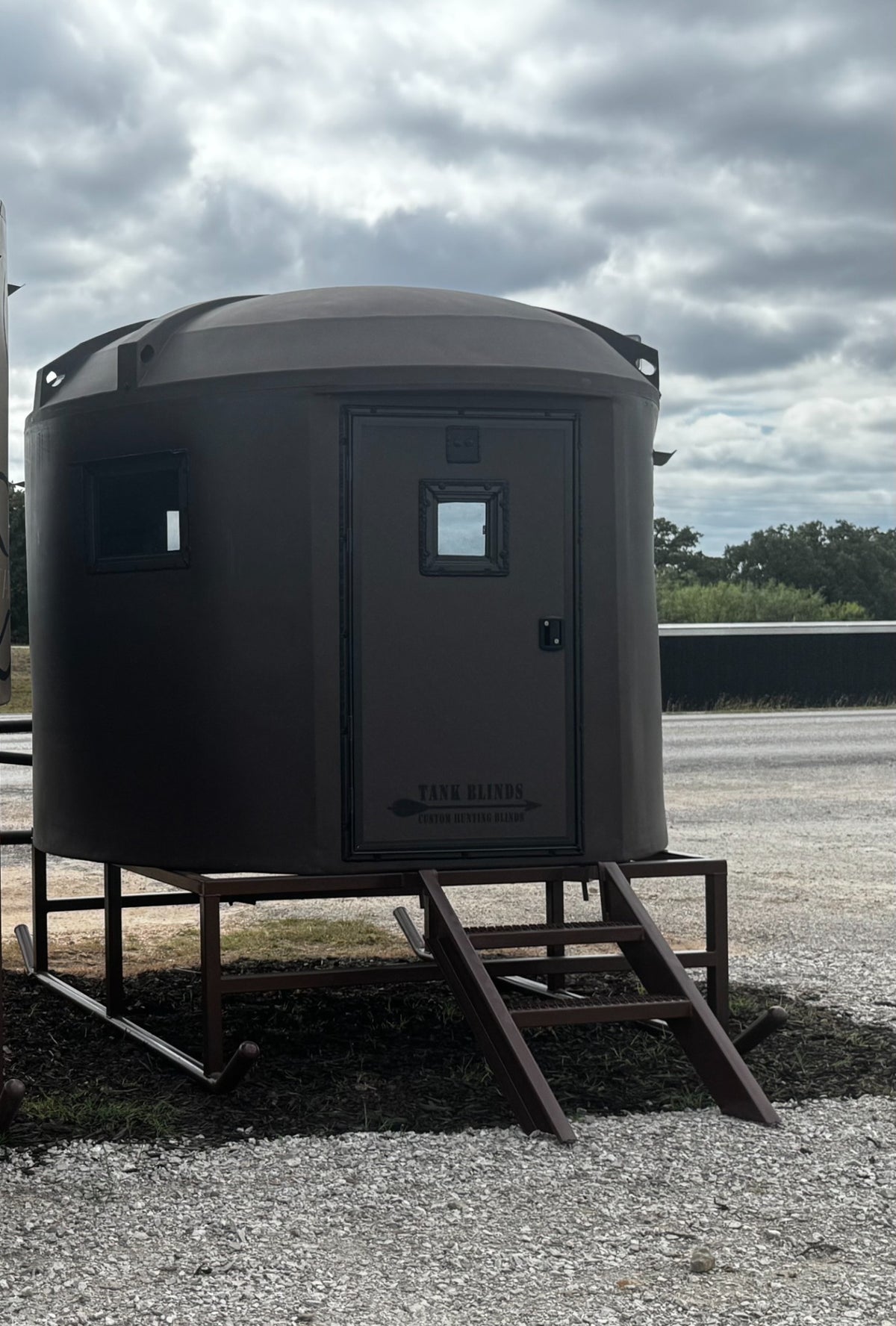 Tank Blind #4 on 2-foot skid with gun windows and metal steps